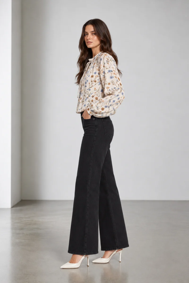 Ariya|Viscose Ruffle Collar Crop Top