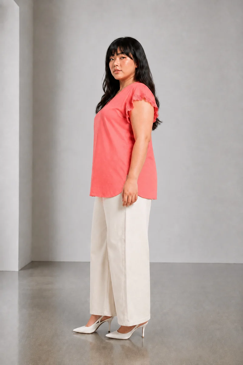 Corae|Cotton V Neck Lace Top