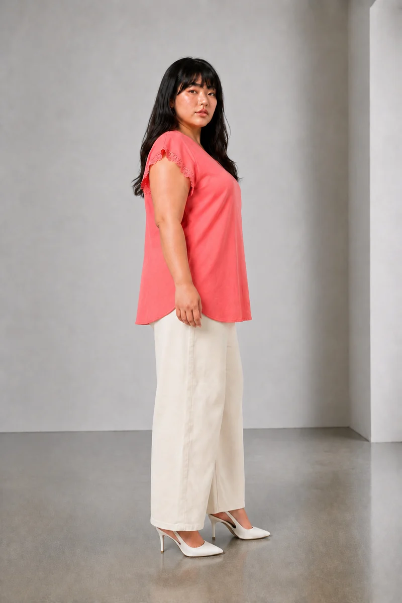 Corae|Cotton V Neck Lace Top