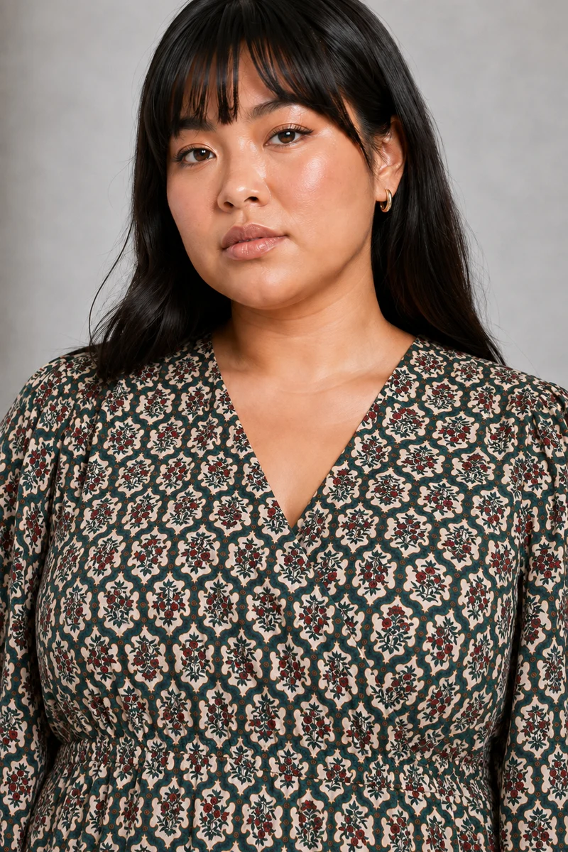 Sarel|Viscose V Neck Top With Flared Sleeve
