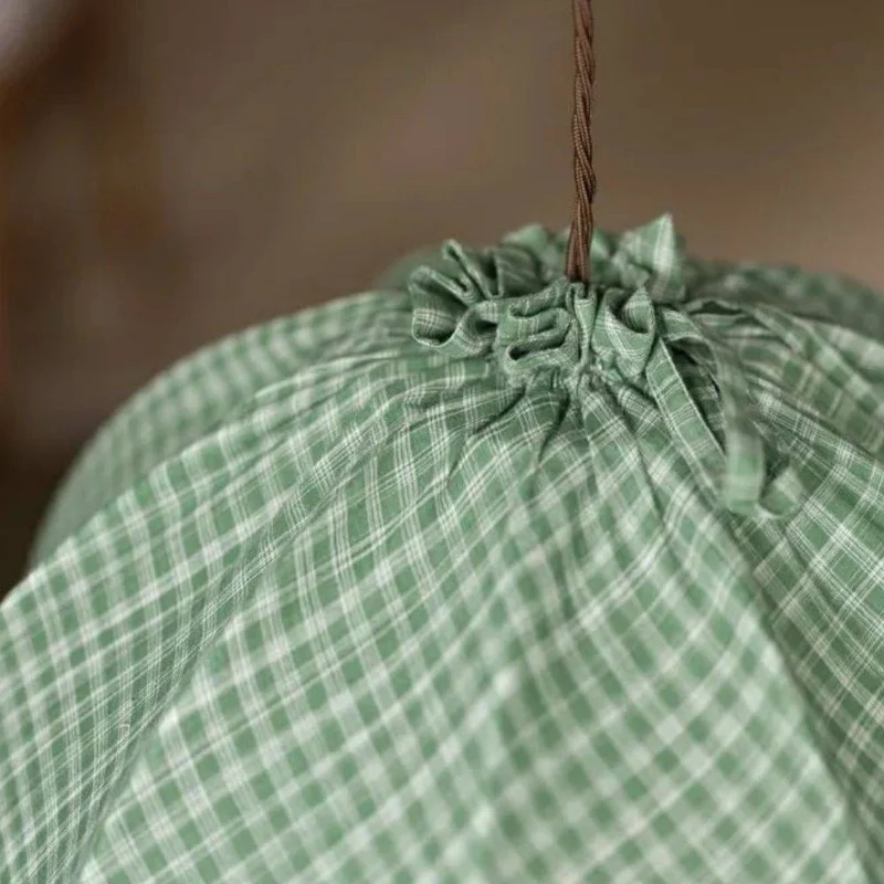 PATRON DE COUTURE PDF | Housse d’abat-jour Pomegranate | Merchant & Mills