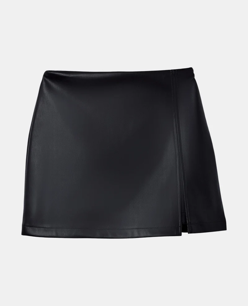 Jupe-short en simili avec fente