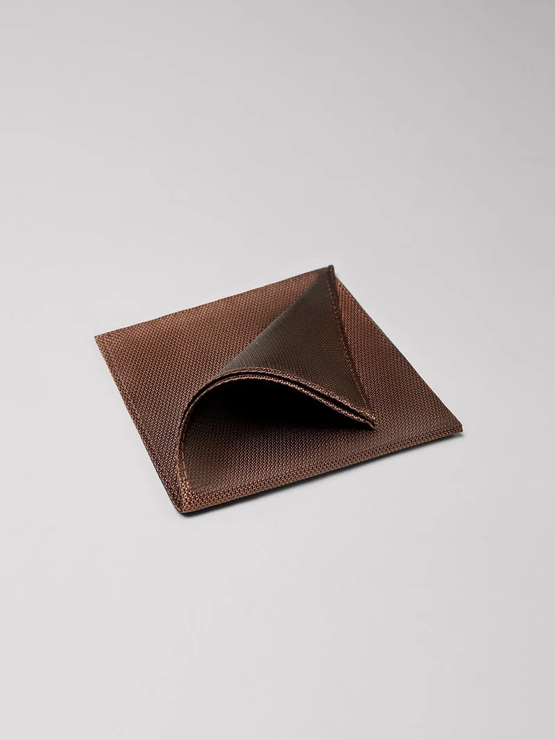 Pochette en soie mélangée unie