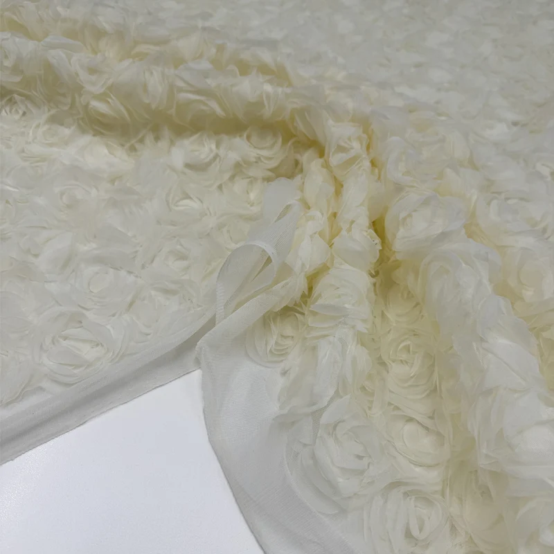 Tissu Dentelle Tulle Brodé - Pesaro