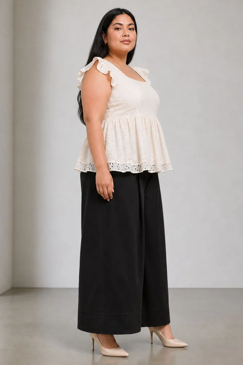 Selio|Elegant White Cotton Schiffli Top