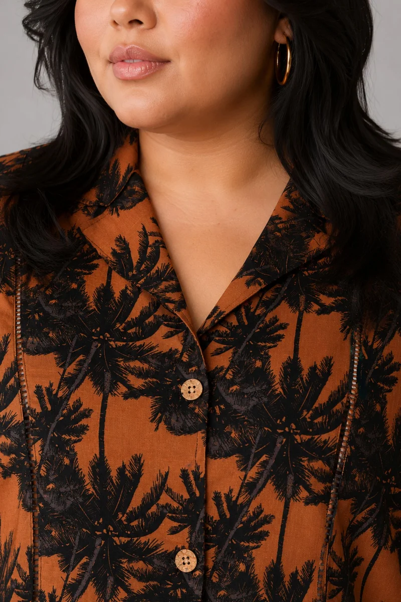 Ruma|Cotton Lapel Collar Lace Detail Crop Shirt