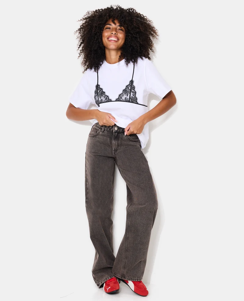 T-shirt oversize avec print soutien-gorge devant