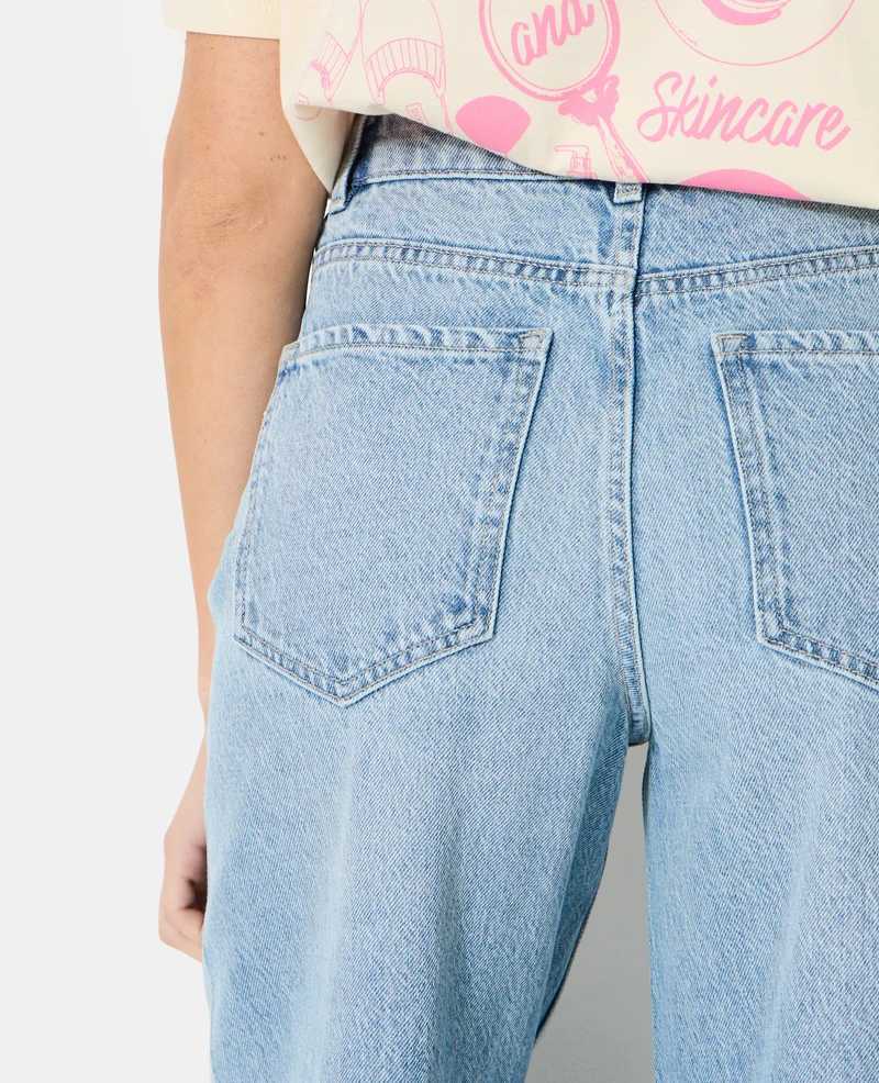 Jean extra wide taille haute avec jeux de coutures