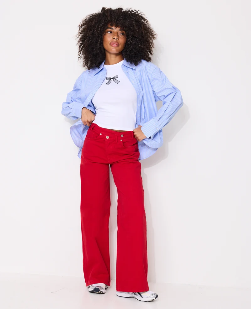 Jean wide taille haute avec ceinture décalée