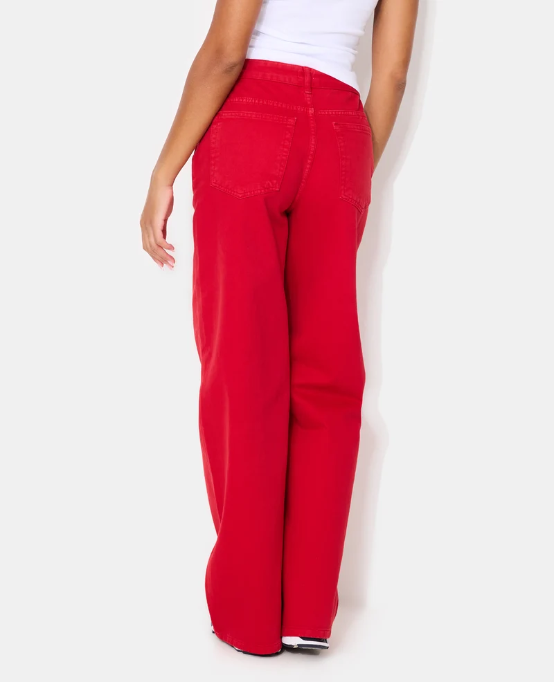 Jean wide taille haute avec ceinture décalée
