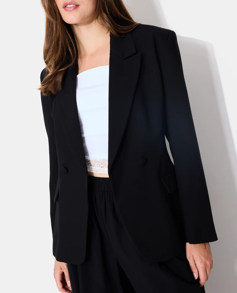 Veste blazer cintrée avec épaulettes