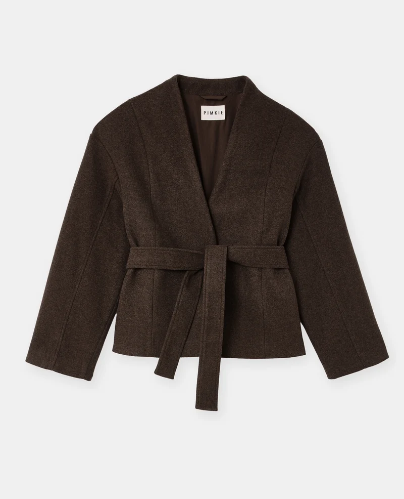 Manteau court drap de laine avec ceinture