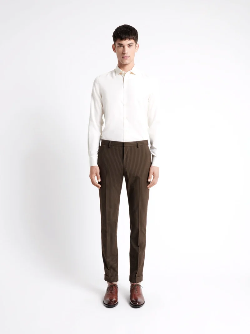Pantalon de costume en matière recyclée