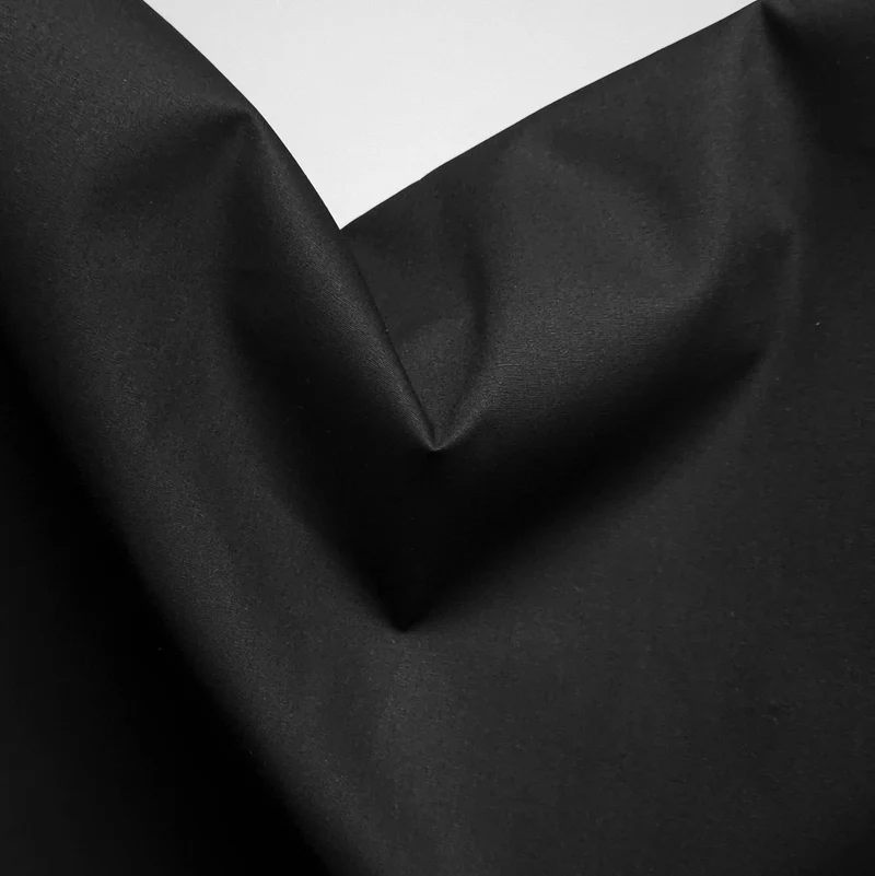 Tissu pour chemise en coton mi-lourd | Fabriqué en Italie | Noir