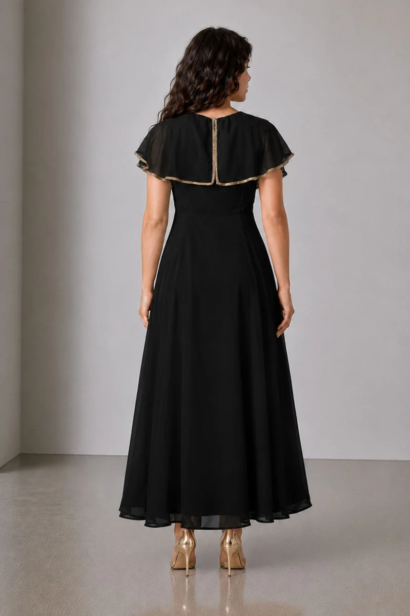 Finel|100% Viscose V Neck Laced Cape Dress