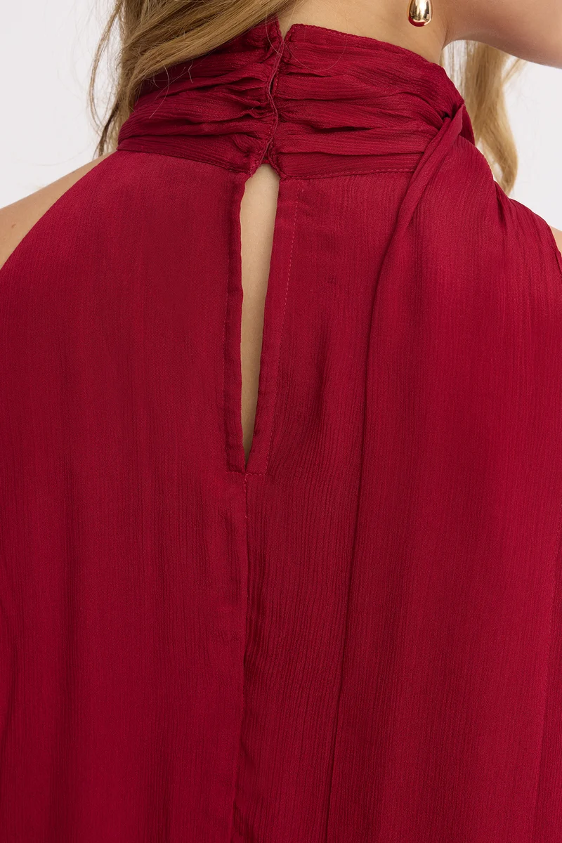 Nene|100% Viscose Halter Neck High-Low Top