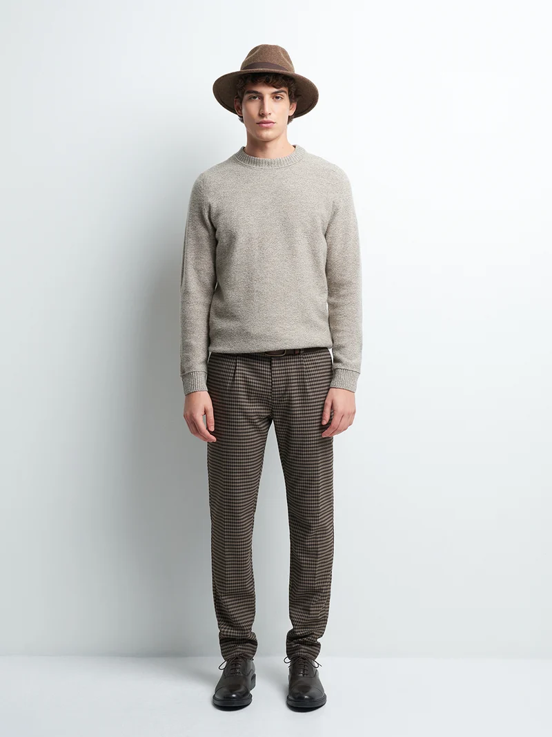 Pantalon en poly-viscose pied de poule