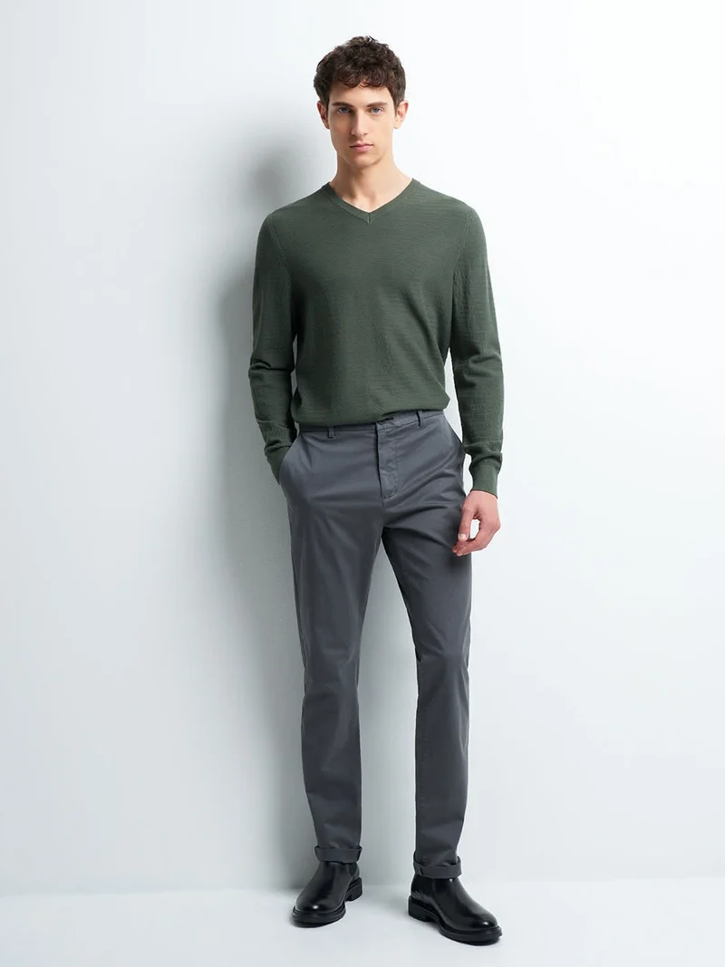 Chino slim en coton élasthane uni