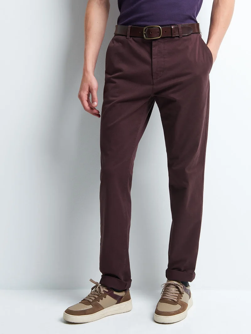 Chino slim en coton élasthane uni