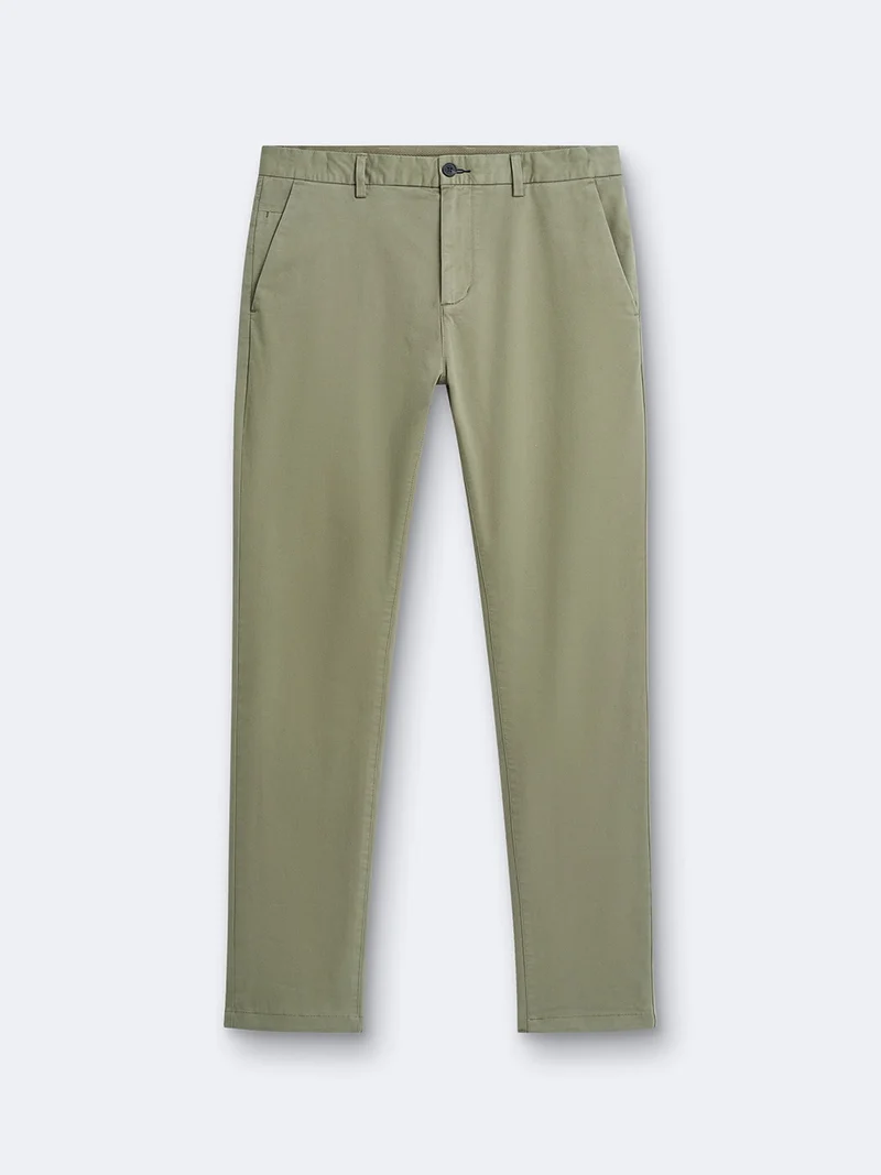 Chino slim en coton élasthane uni