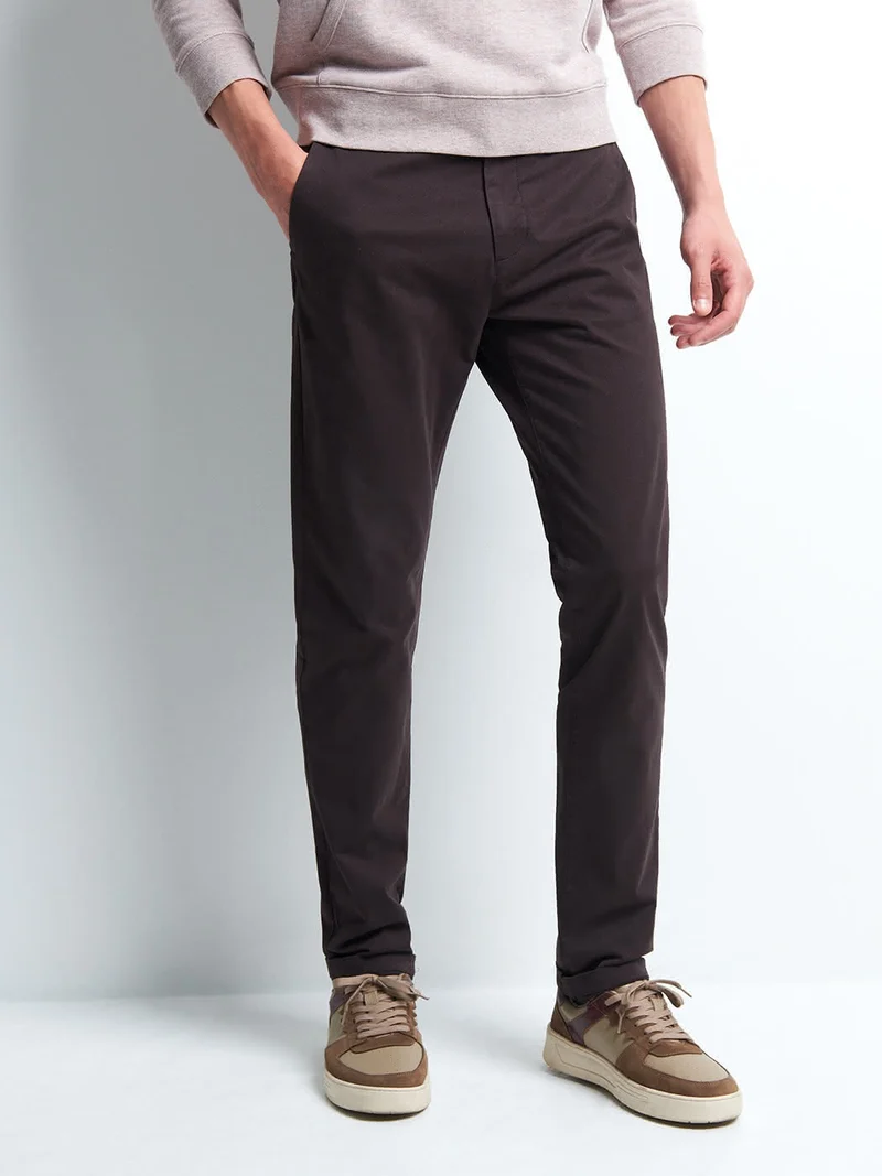 Chino slim en coton élasthane uni