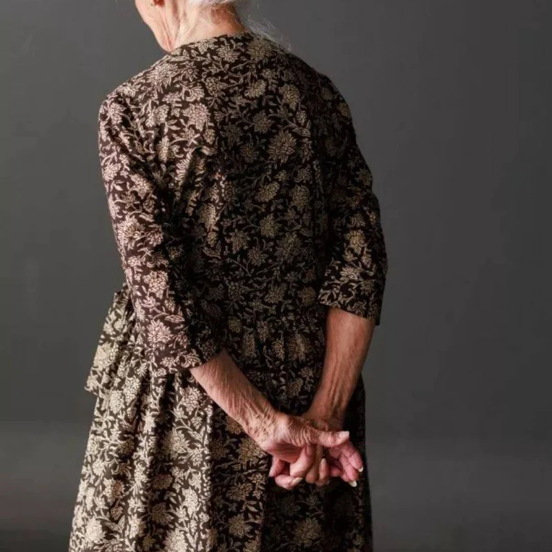 PATRON DE COUTURE PDF | Robe portefeuille Etta | Merchant & Mills | UK 6–18