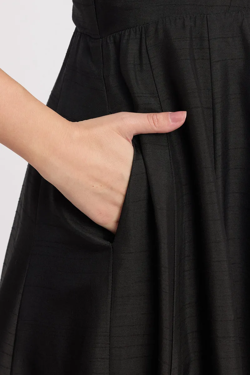 Nobi|100% Viscose Sweetheart Neck Maxi Dress