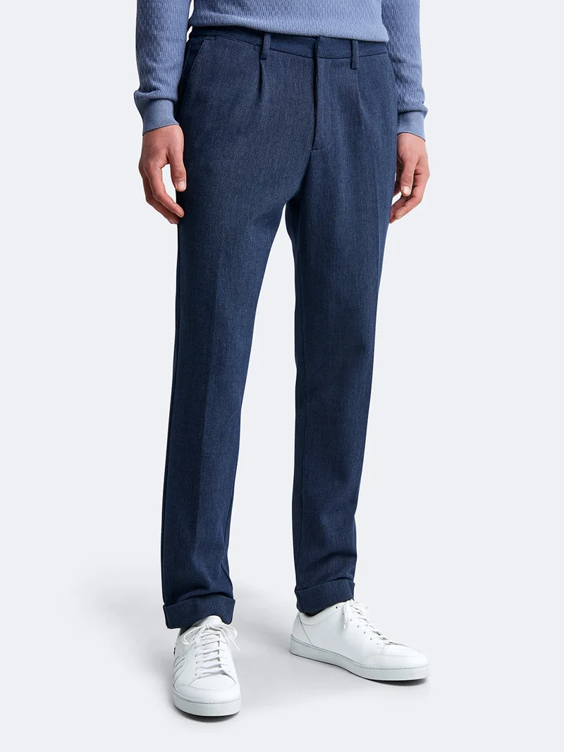 Chino en coton mélangé faux uni