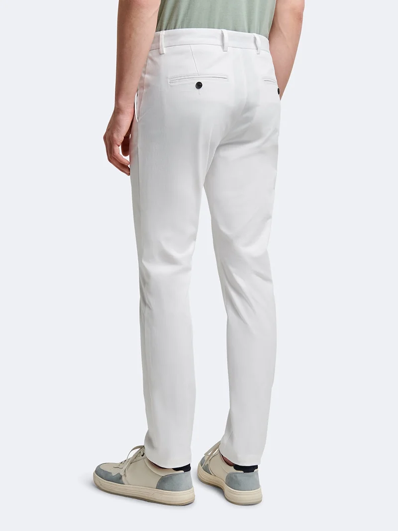 Chino slim en coton élasthane uni