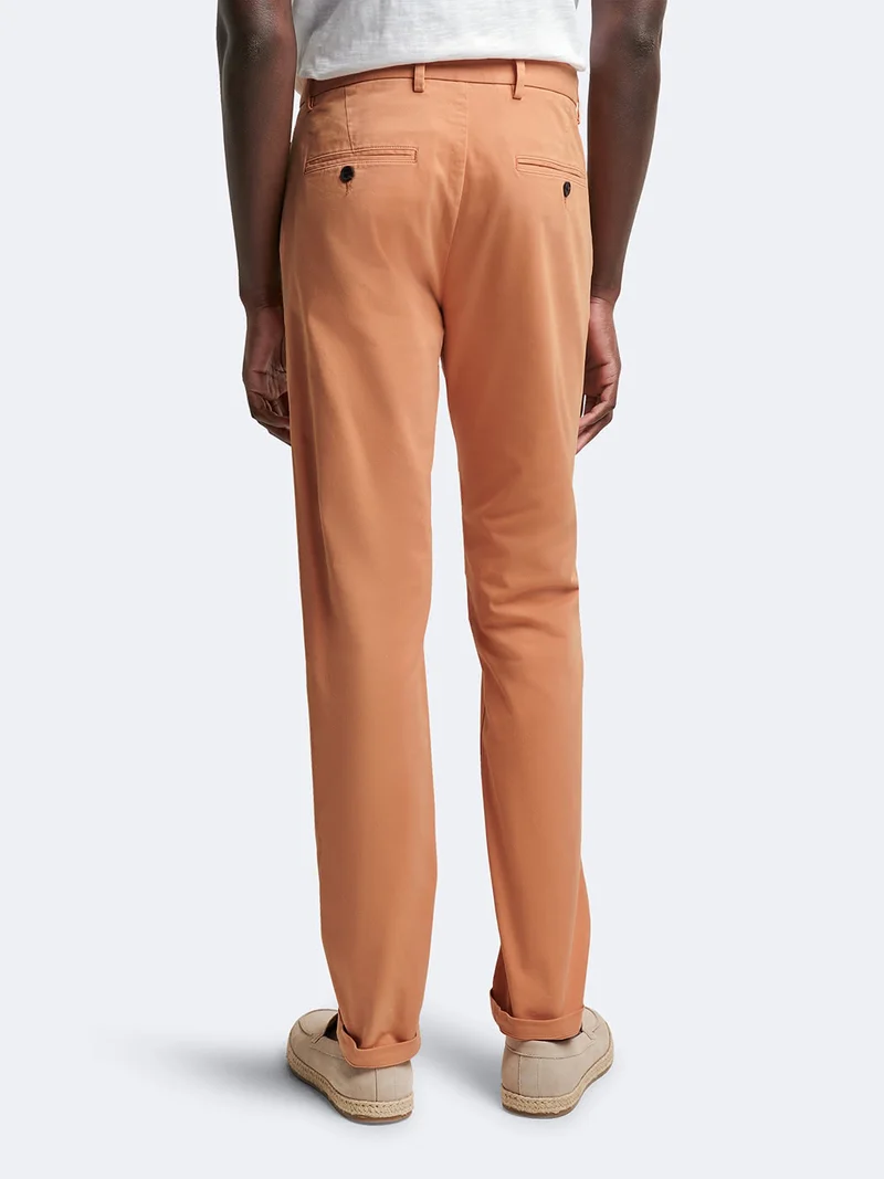 Chino slim en coton élasthane uni