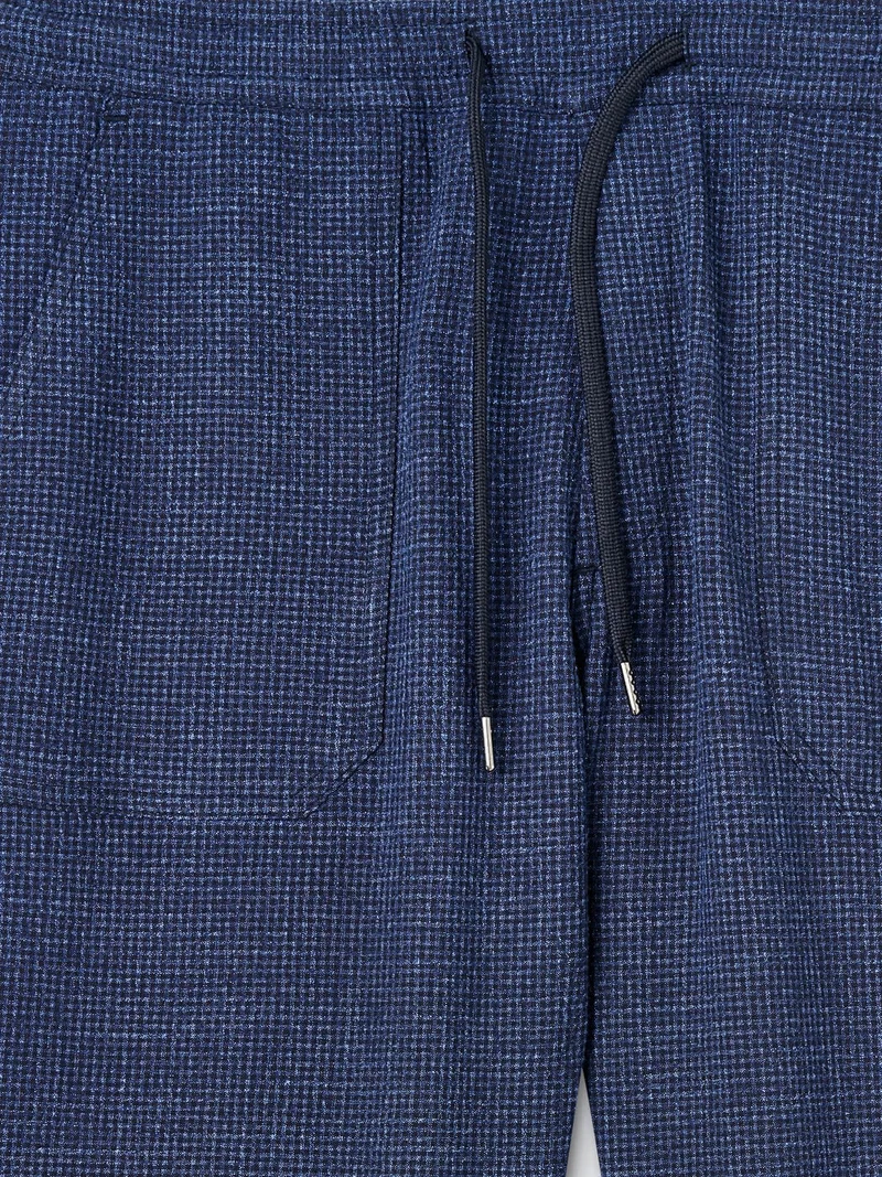 Chino en poly-viscose faux uni
