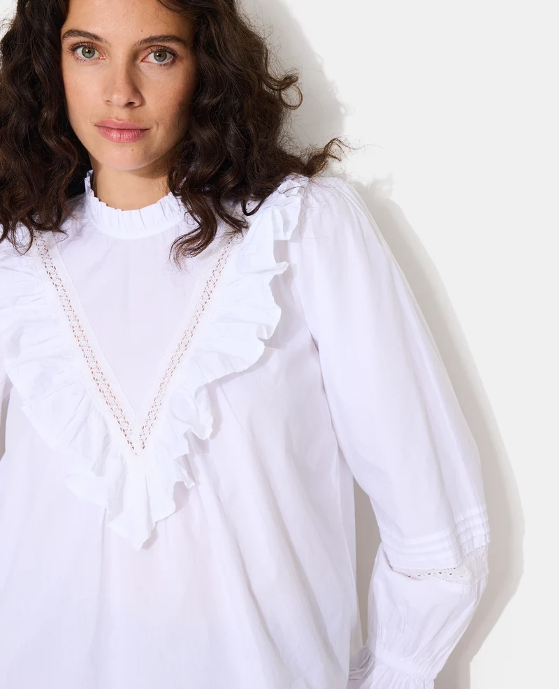 Blouse manches longues avec dentelle et volants