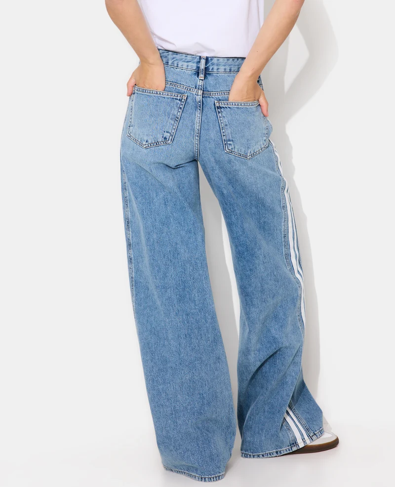 Jean wide taille medium avec bandes contrastées