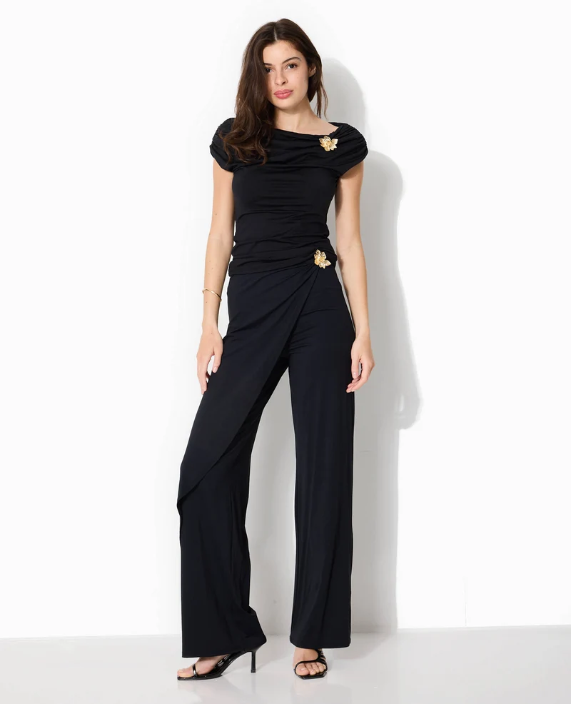 Top sans manches avec effet drapé et détail bijou