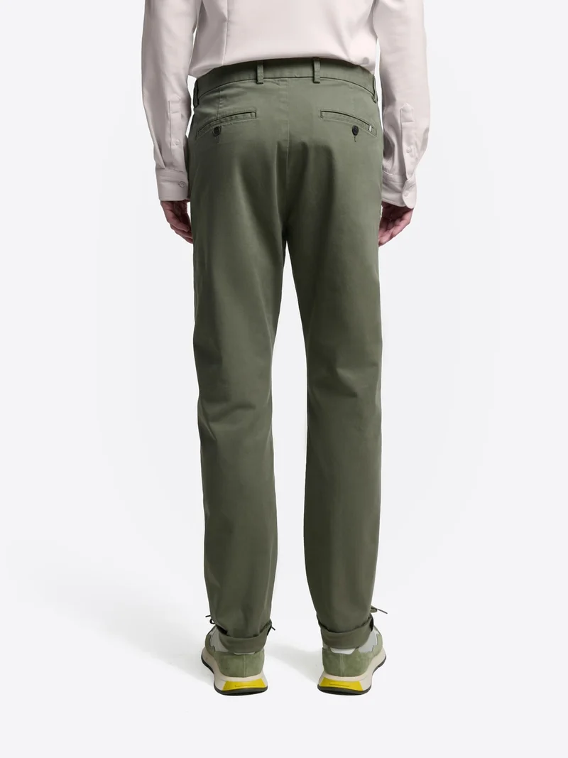 Chino slim en coton mélangé