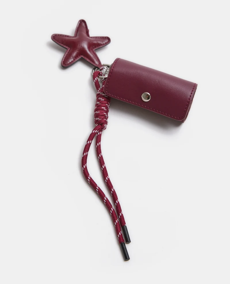 Déco de sac avec étui, étoile et corde