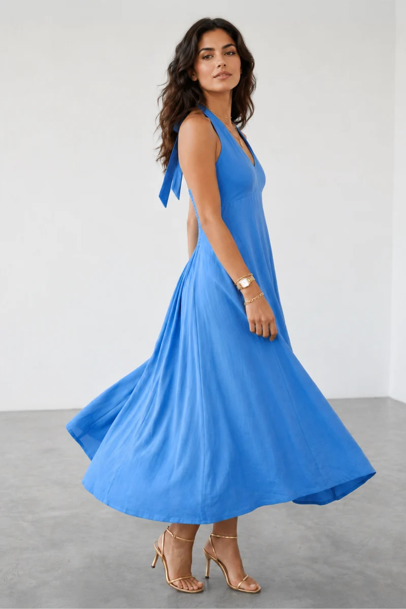 Narelle|100% Viscose Halter Neck Flared Midi Dress