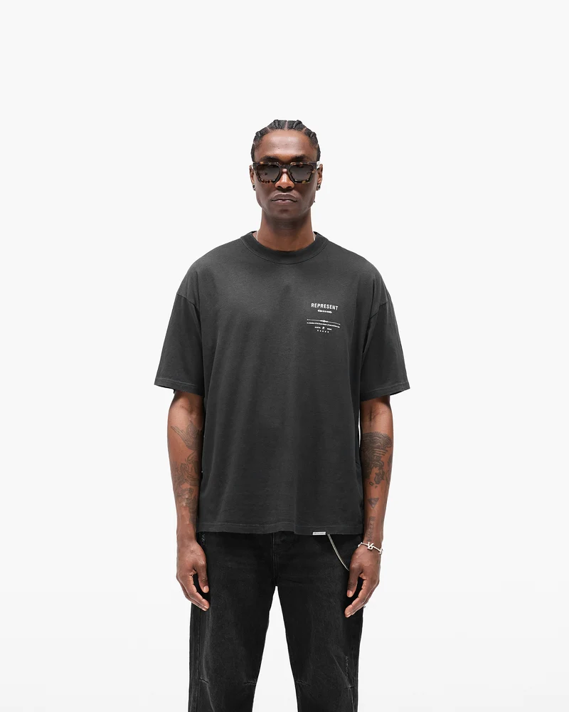 Revere Manor T-Shirt - Stained Black