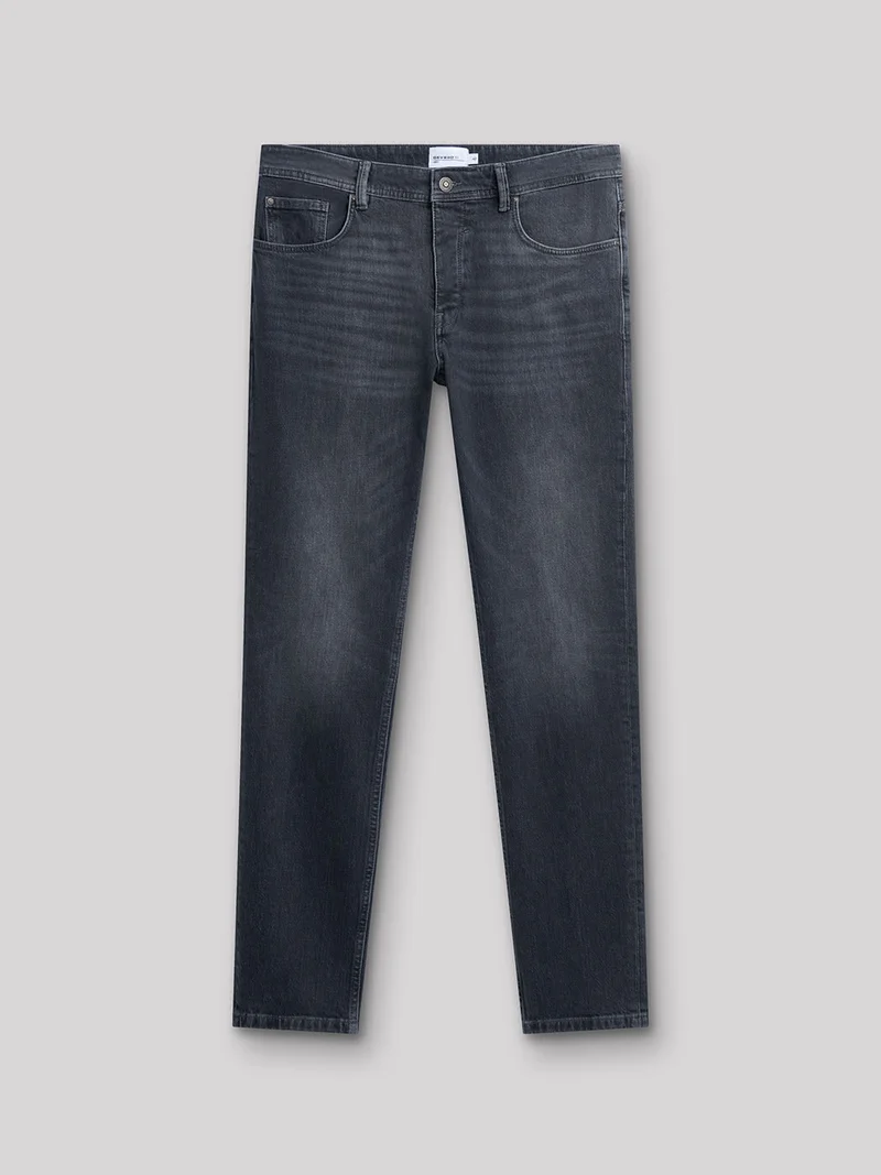 Jean denim slim en coton mélangé