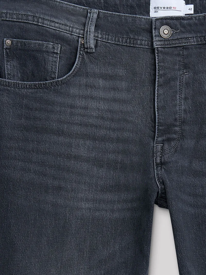 Jean denim slim en coton mélangé