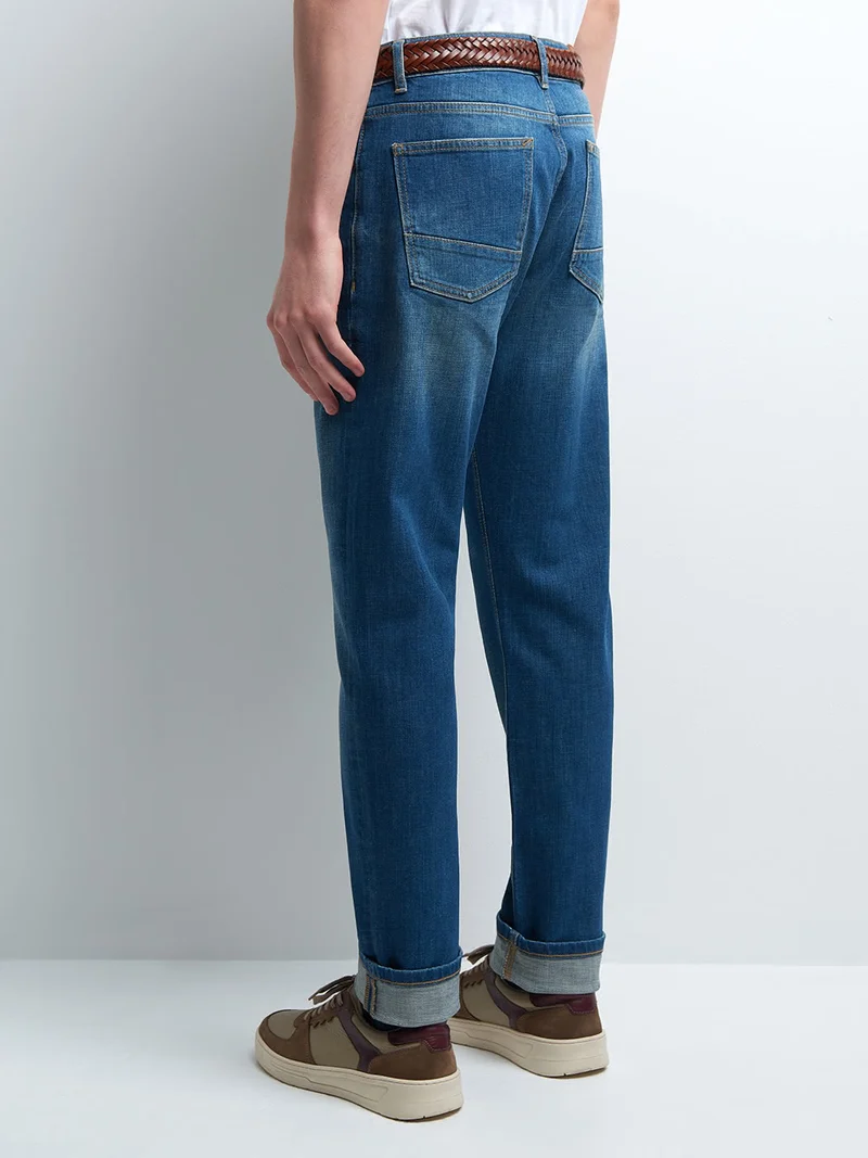 Jean denim regular en coton mélangé