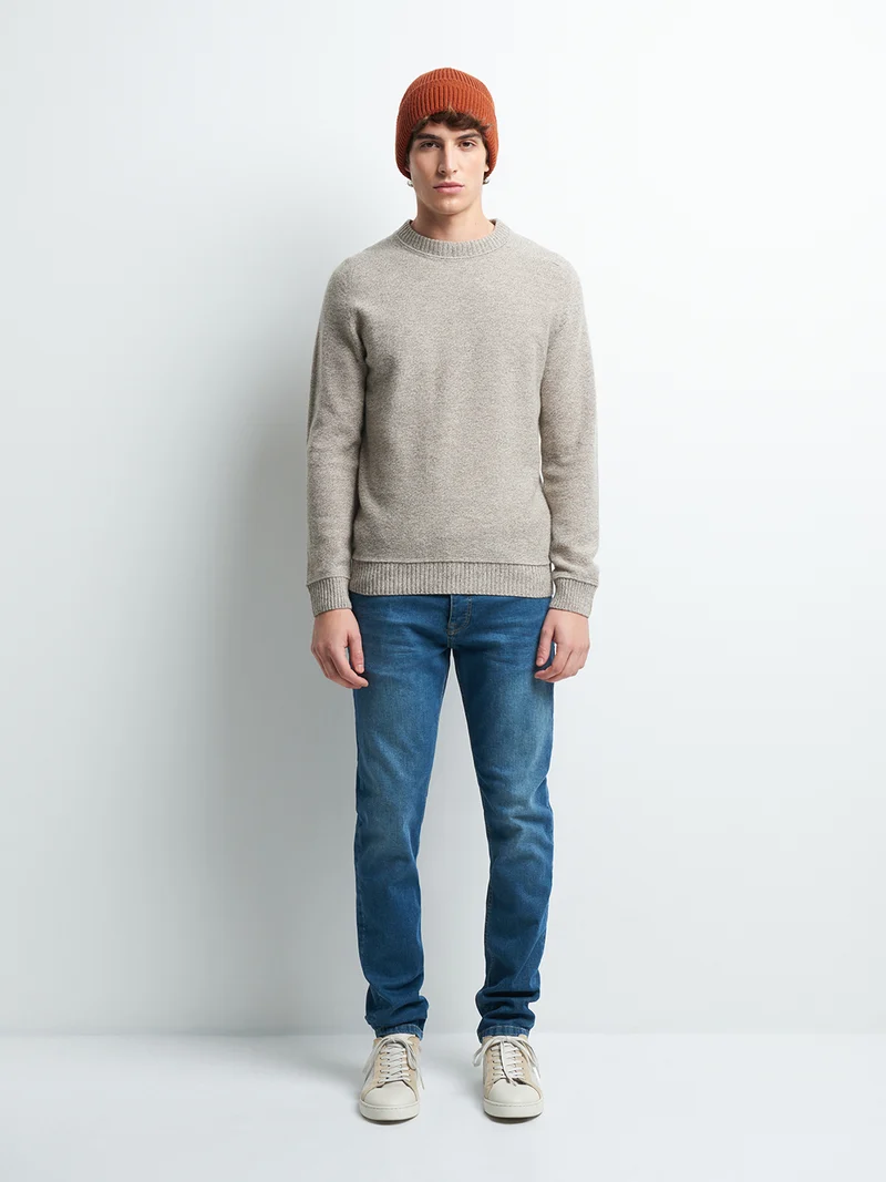 Jean denim slim en coton mélangé