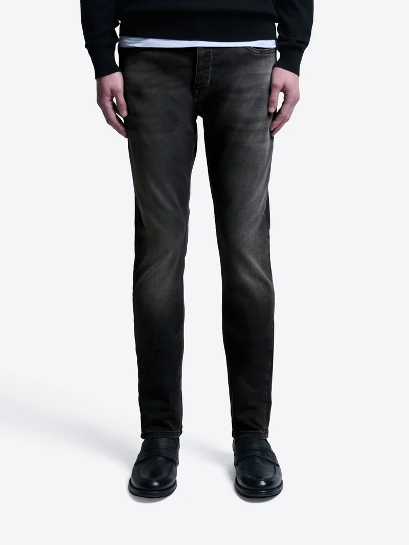 Jean denim slim en coton stretch