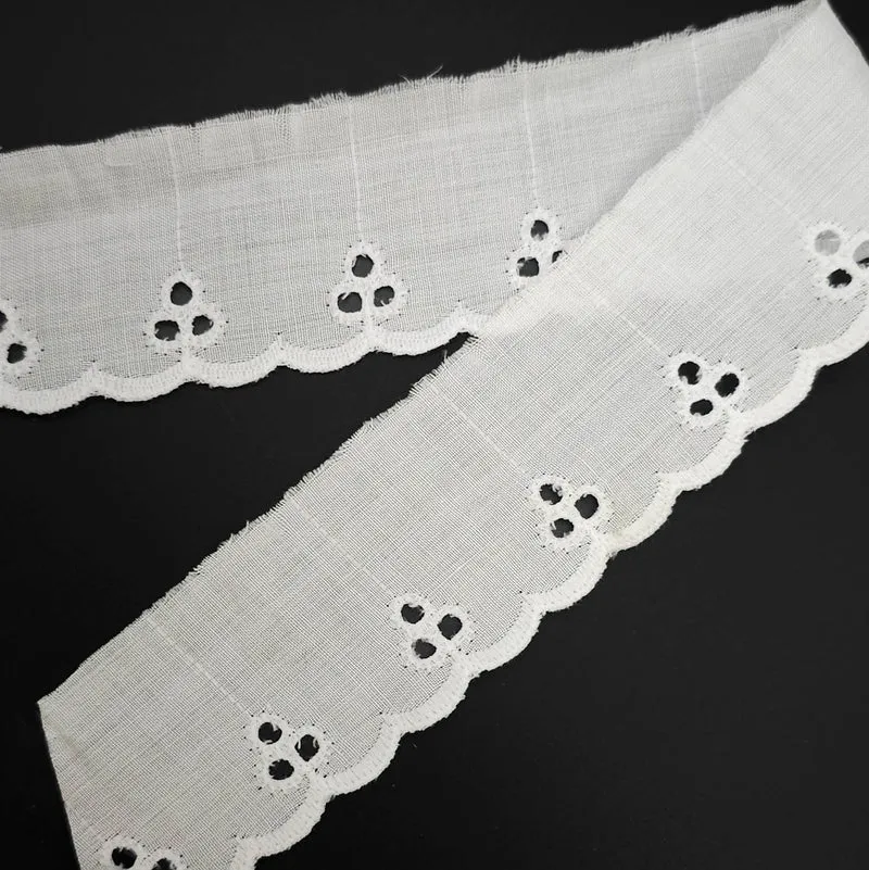 Galon décoratif de broderie anglaise | Blanc | 37 mm - 1 3/8''