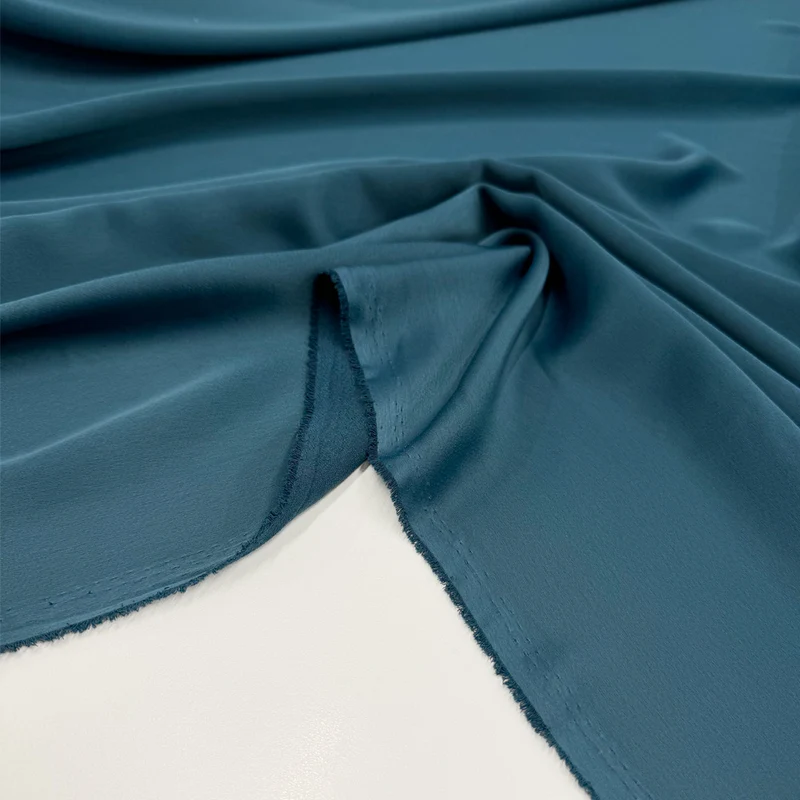 Tissu Crêpe Envers Satin - Favoloso