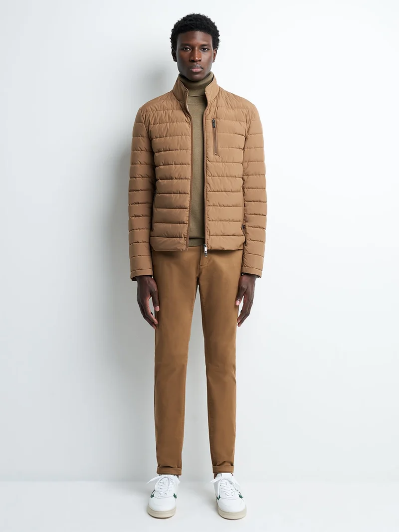 Blouson zippé matelassé col montant