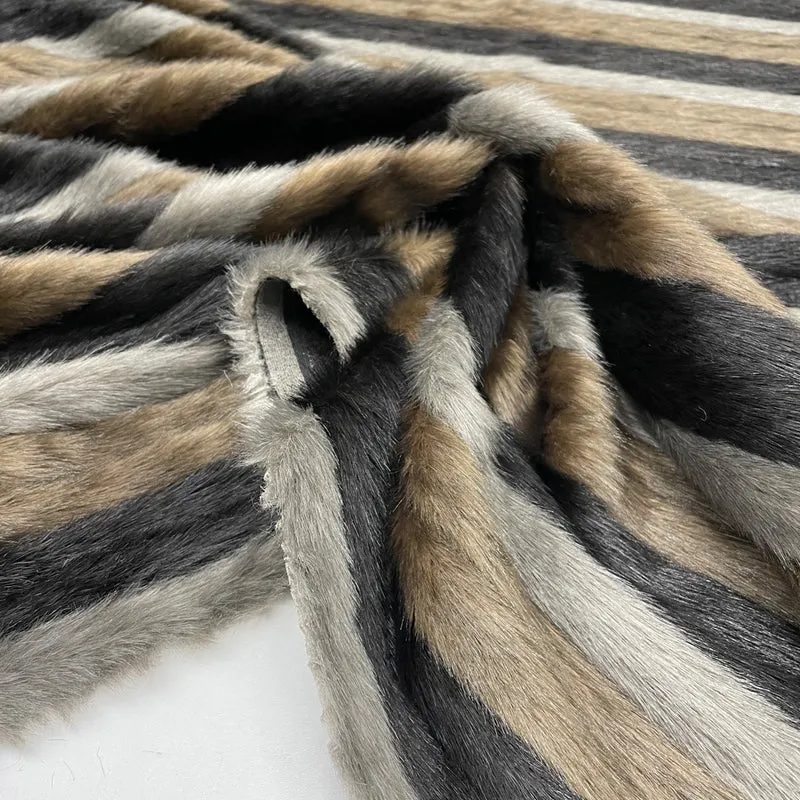 Tissu fourrure, poils courts - Fantasia