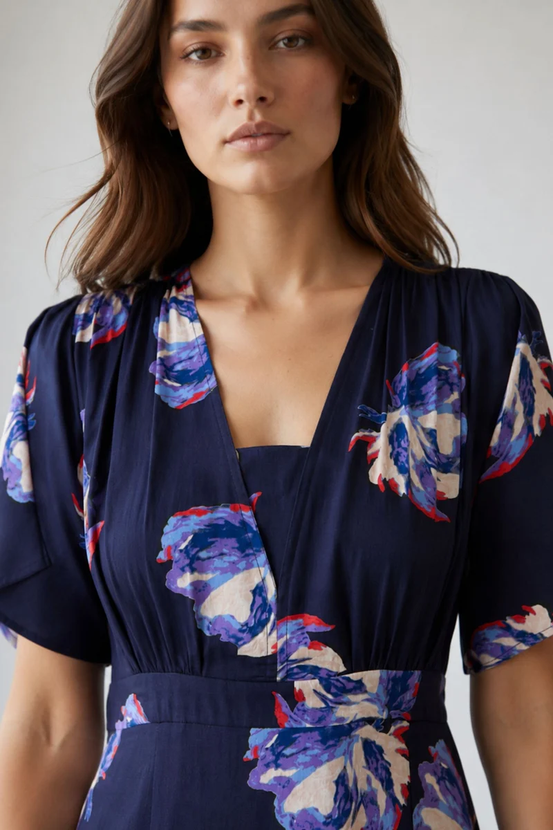 Neesha|100% Viscose Printed Side Slit Midi Dress