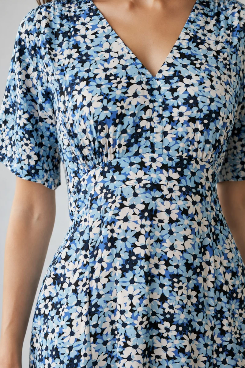 Meesha|100% Viscose Printed Side Slit Midi Dress