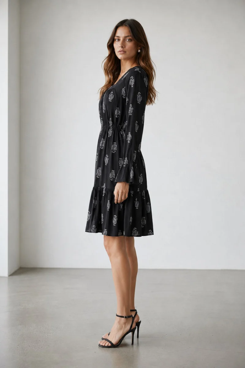 Yagami|100% Viscose Printed Square Neck Dress